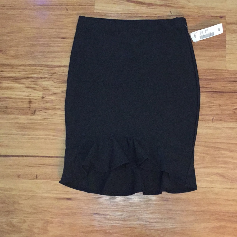 BODYCON SKIRT- gorgeous!